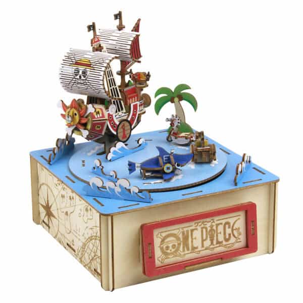 wa-gu-mi One Piece Straw Hat Crew with Music Box