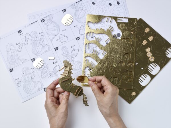 wa-gu-mi Horse Color Ver. Wooden 3D Puzzle - Image 4